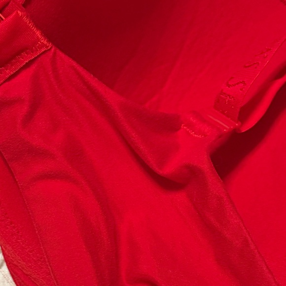 Victoria's Secret Scarlet Lace Trim Bra 32DDD or 34DD - Picture 9 of 10